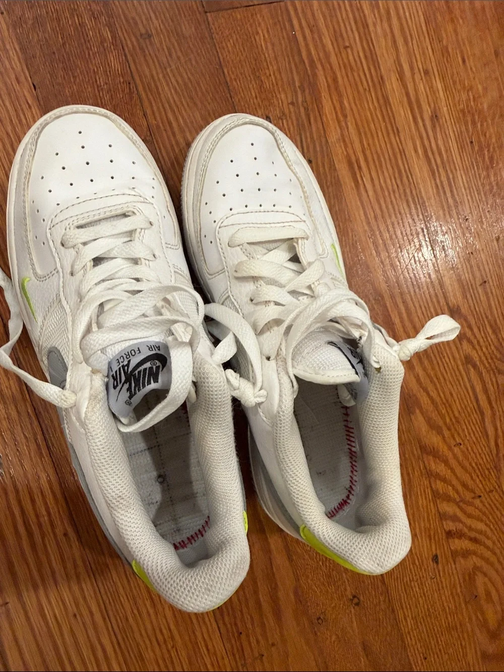 size 5Y Nike Kids White Sneakers with Neon Green Accents use very good no box